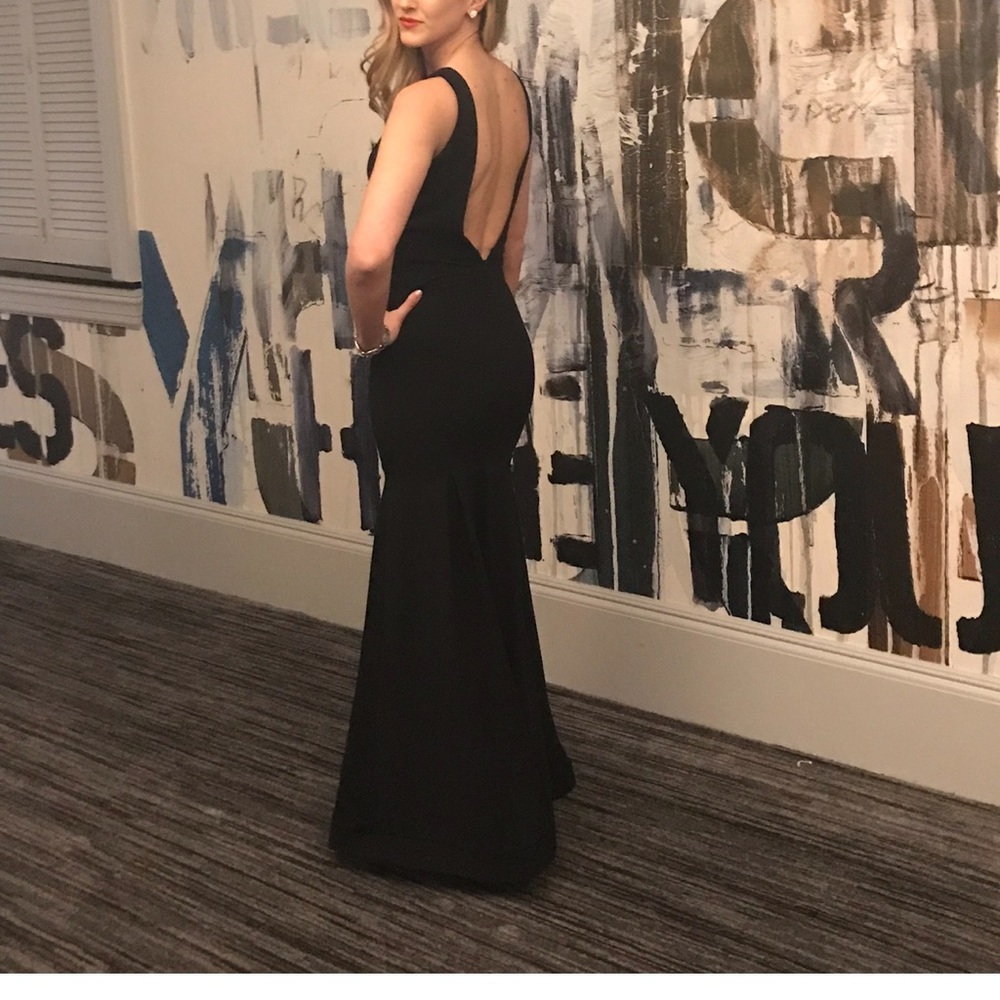 The perfect prom dress! 🤩 Black backless, low cut, full length gown